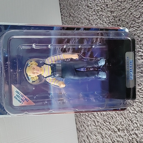 Gertie Figure ET - Picture 3 of 3